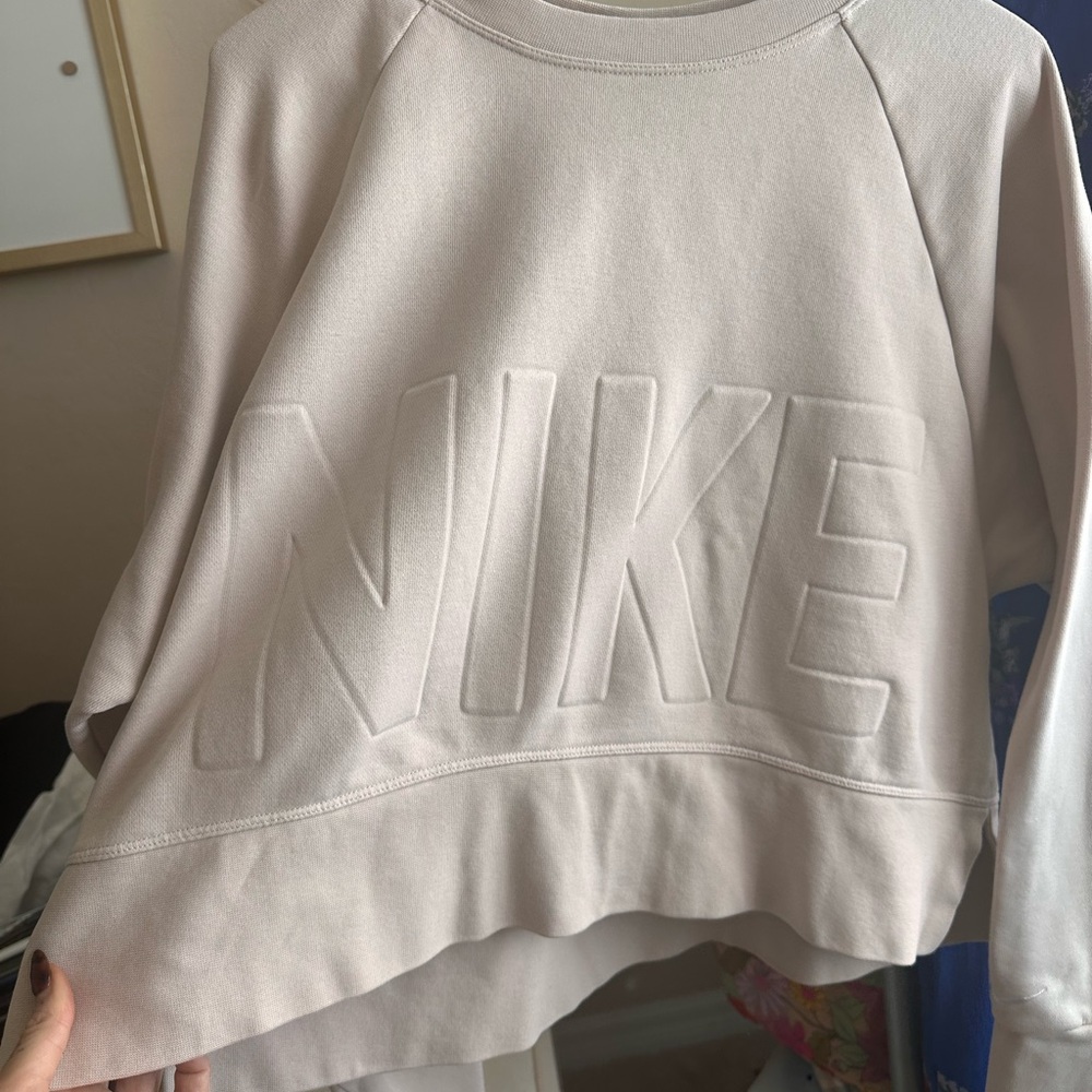 Nike Women's Soft Beige Sweatshirt